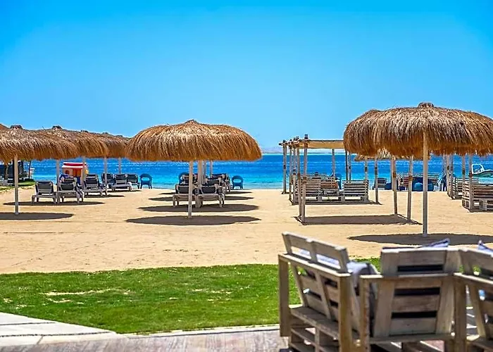Ajira Bay Marina 4*